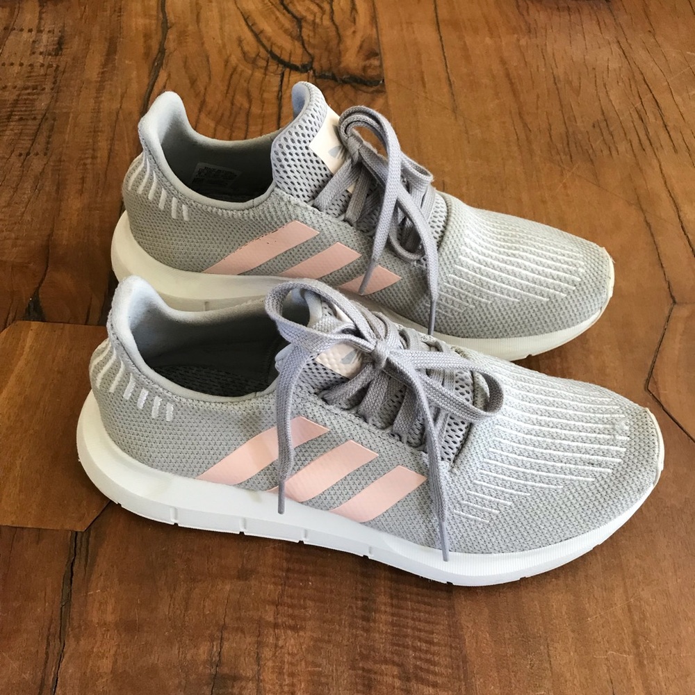 Adidas Swift Run Sneakers Size 8